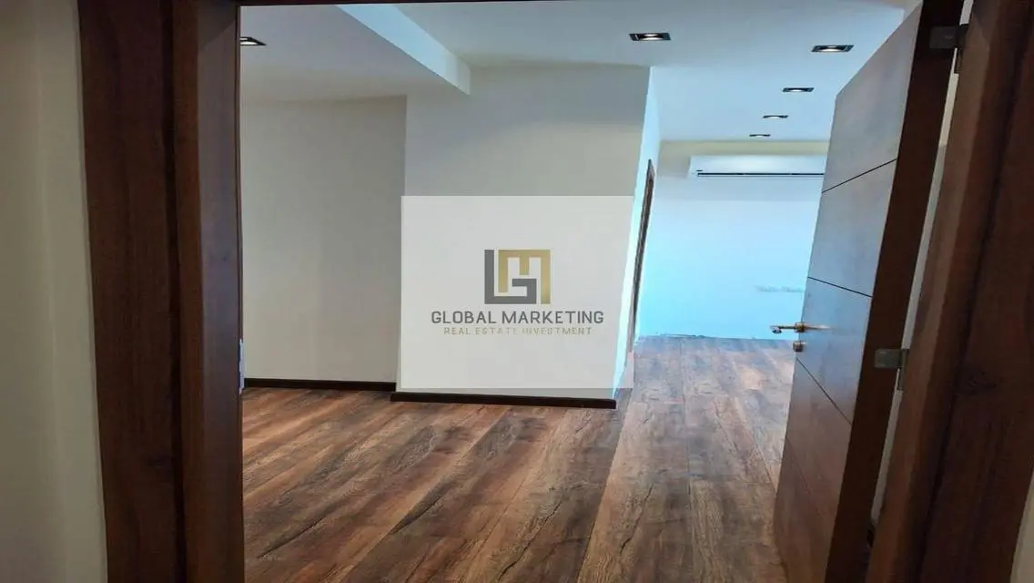 Semi furnished apartment with garden for rent