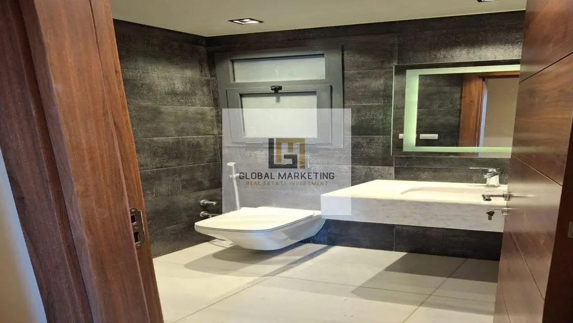 Semi furnished apartment with garden for rent