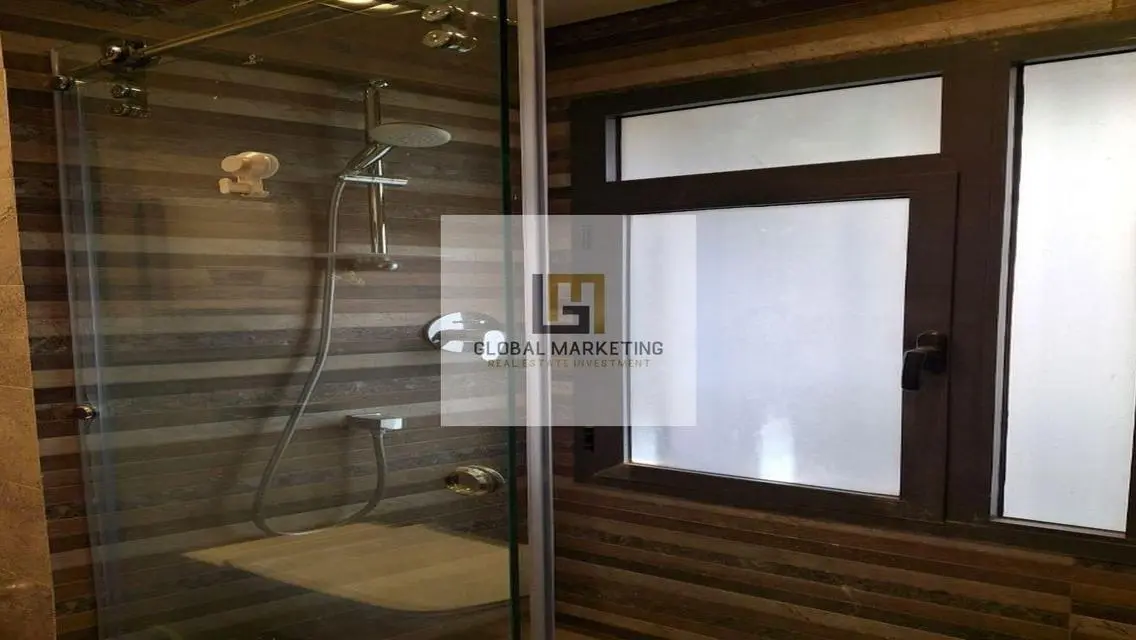 Semi furnished apartment with garden for rent