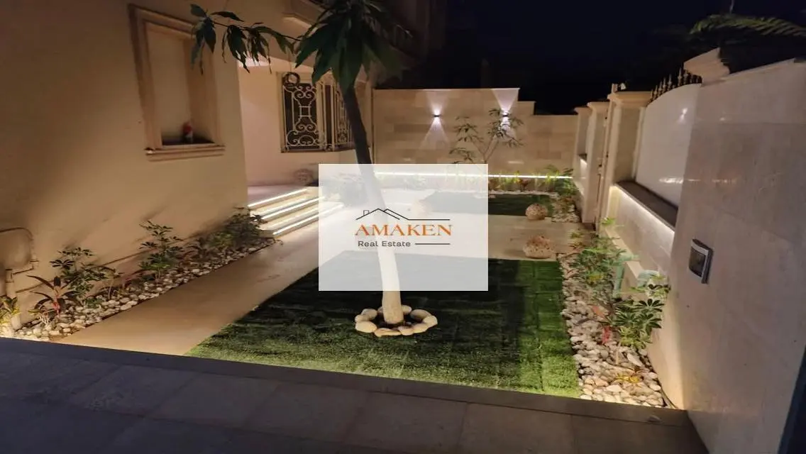 5 beds furnished twin house  rent compound Greens