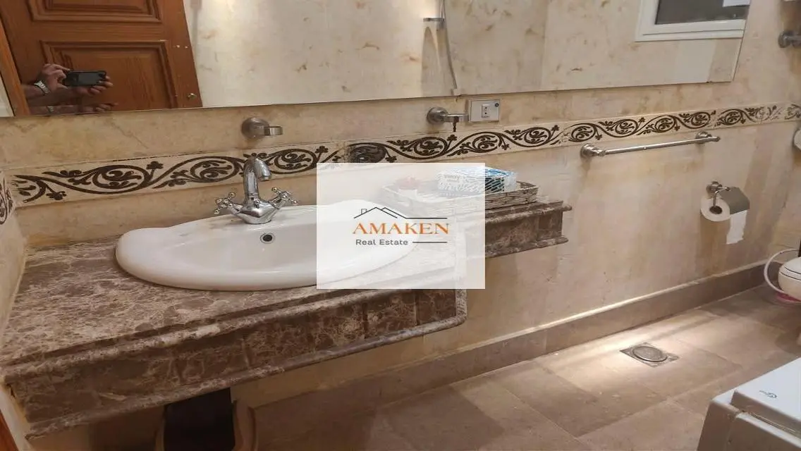 5 beds furnished twin house  rent compound Greens