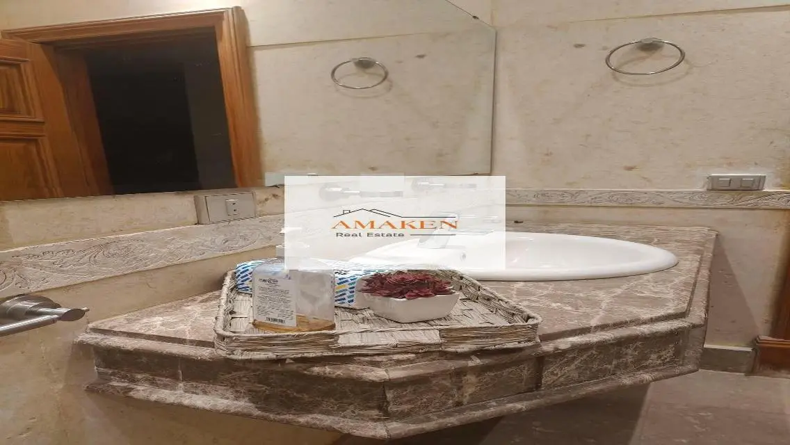 5 beds furnished twin house  rent compound Greens