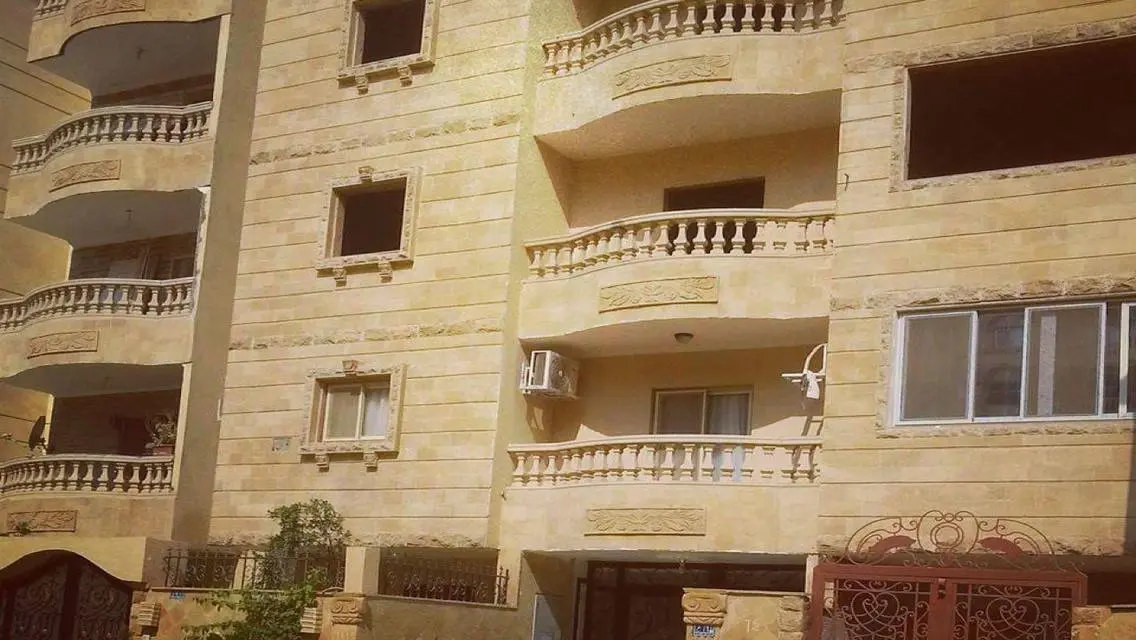 فرصه ١١٥م بحري دور تالت مقدم ٦٥٠ الف قسط ٥٠ شهر 