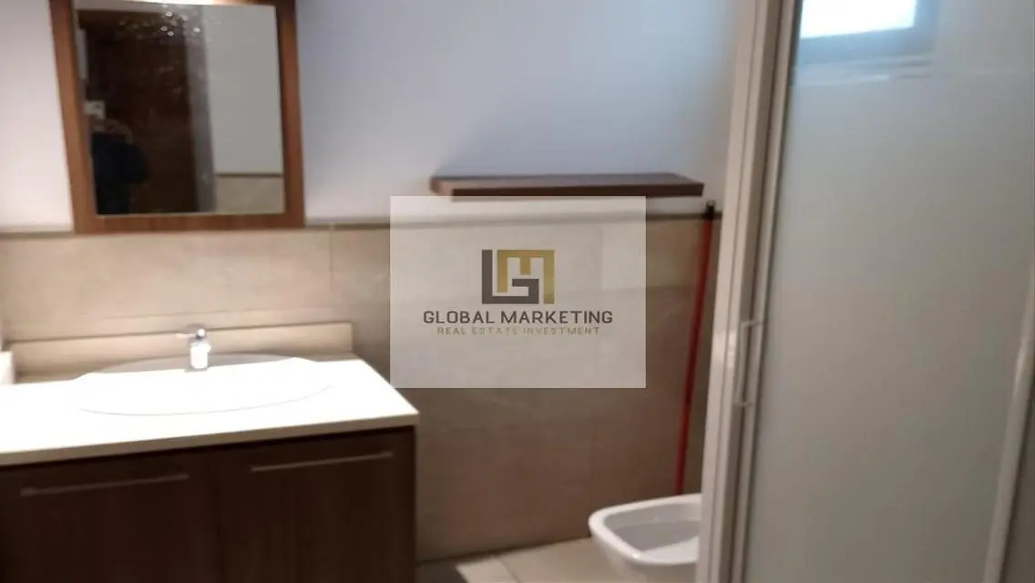 تربلكس تسطيب سوبر لوكس للايجار ف ايستاون