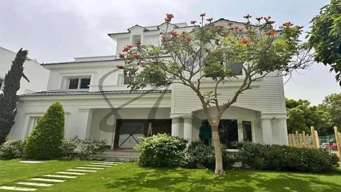 Luxury Apartment in AUC Midtown