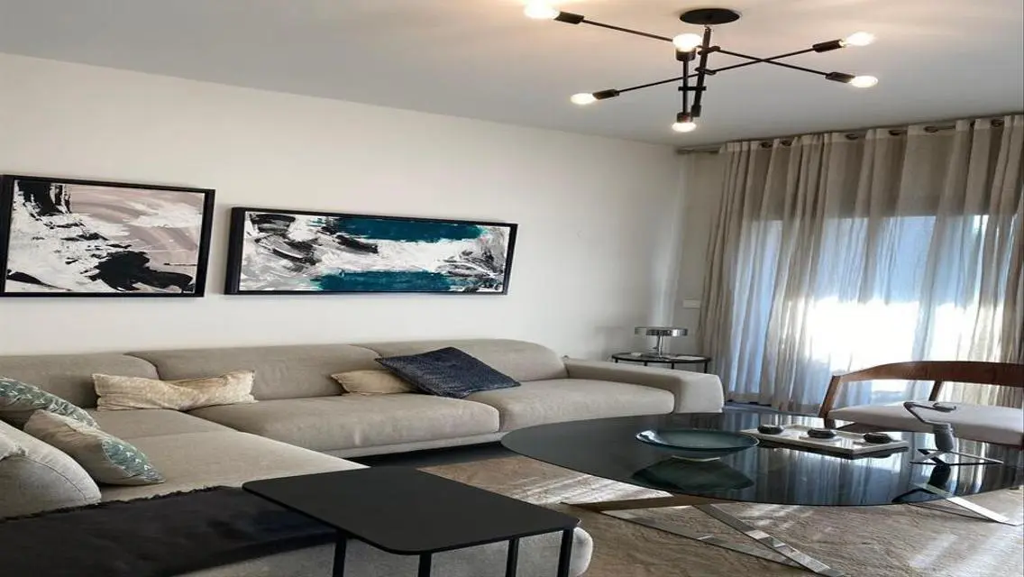 Luxurious Villa for Sale with Private Garden and Pool