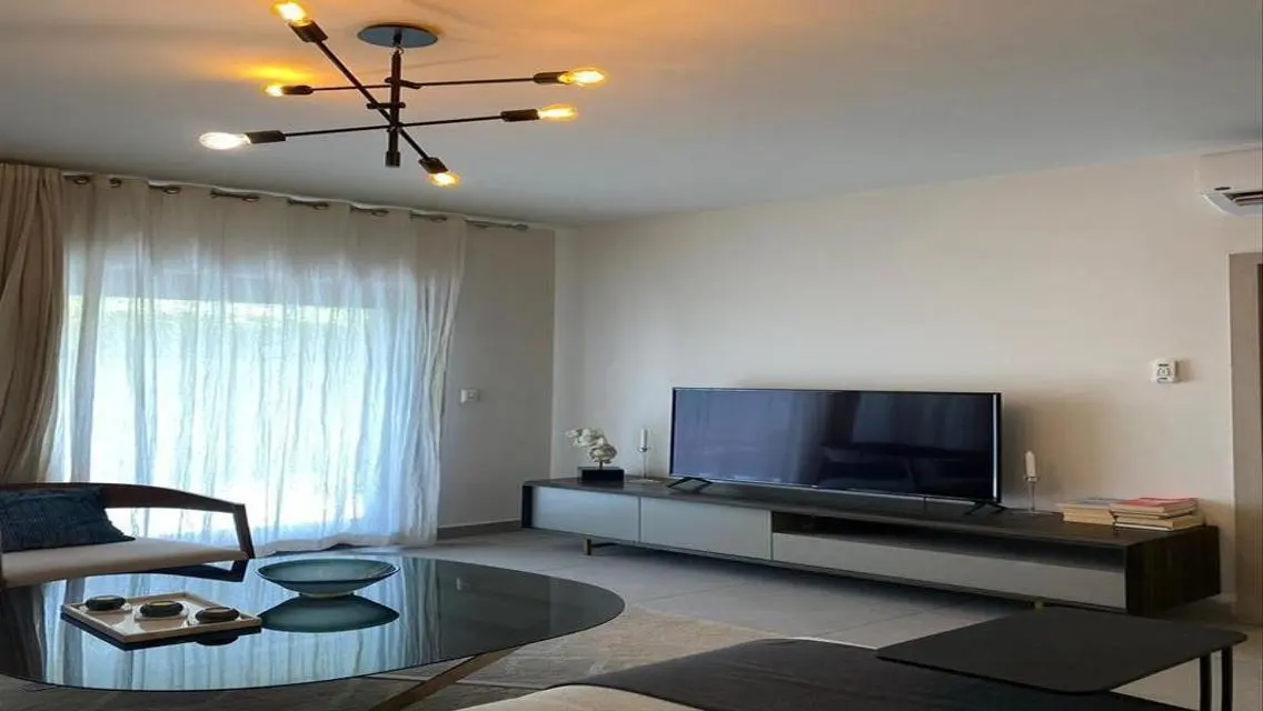 Luxurious Villa for Sale with Private Garden and Pool