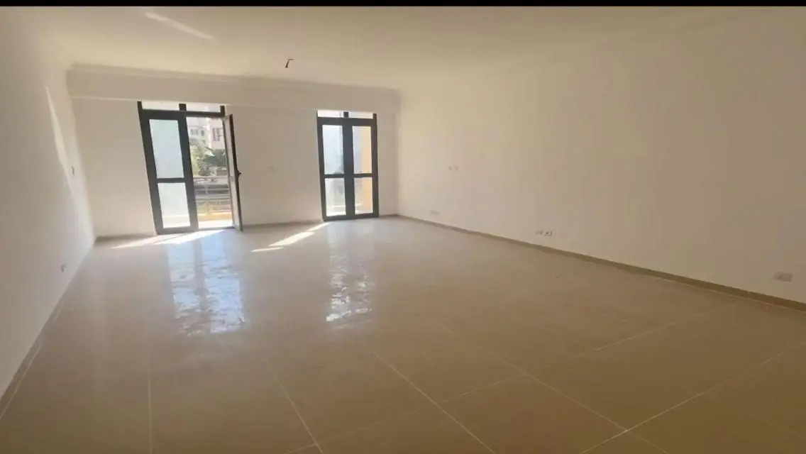للبيع بمدينتى باجمل مراحلها B8شقه168م 3نوم بالجراج