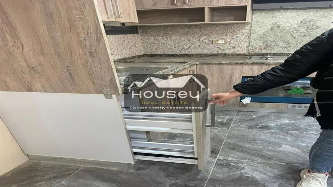 بجراج - للإيجار الفوري - مطبخ وتكيفات - آزاد