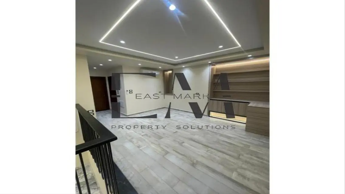 Duplex Ground For sale in bodice villete