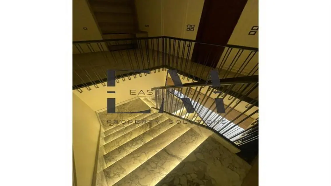 Duplex Ground For sale in bodice villete