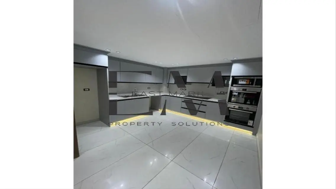 Duplex Ground For sale in bodice villete