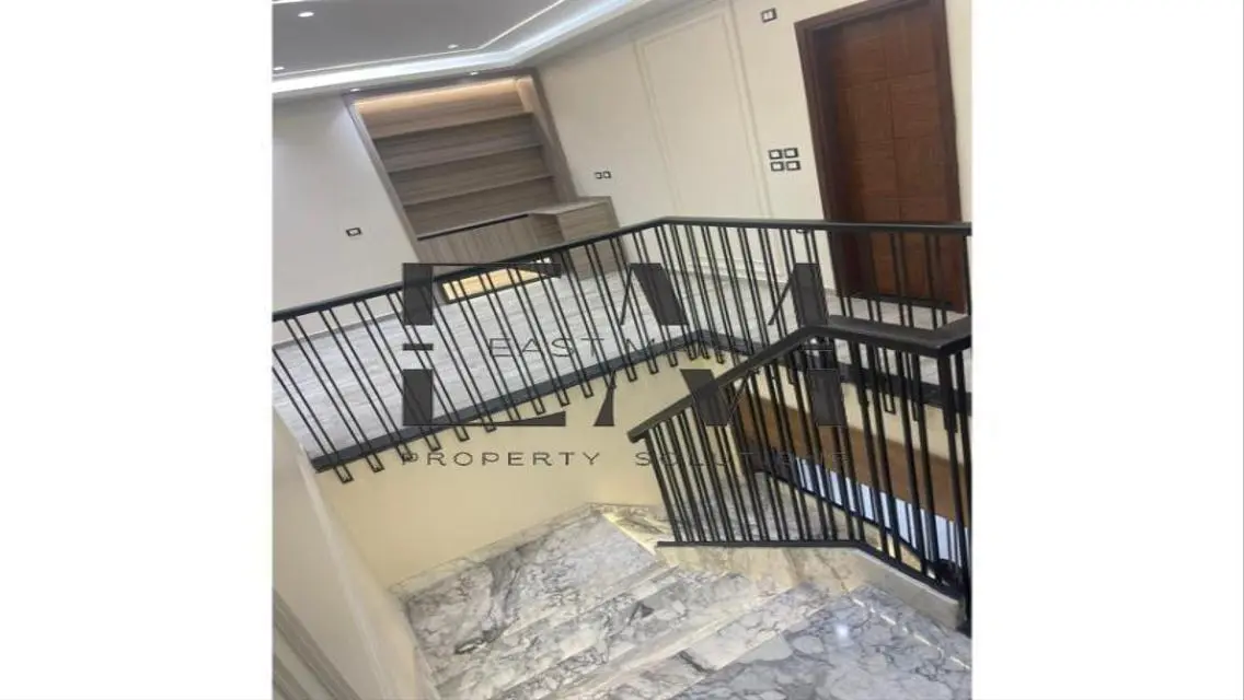 Duplex Ground For sale in bodice villete