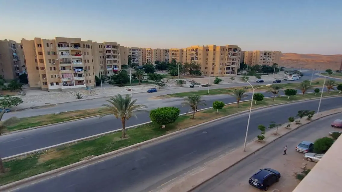 روف الايجار موقع مميز  الحى 16 الشيخ زايد فيو رائع