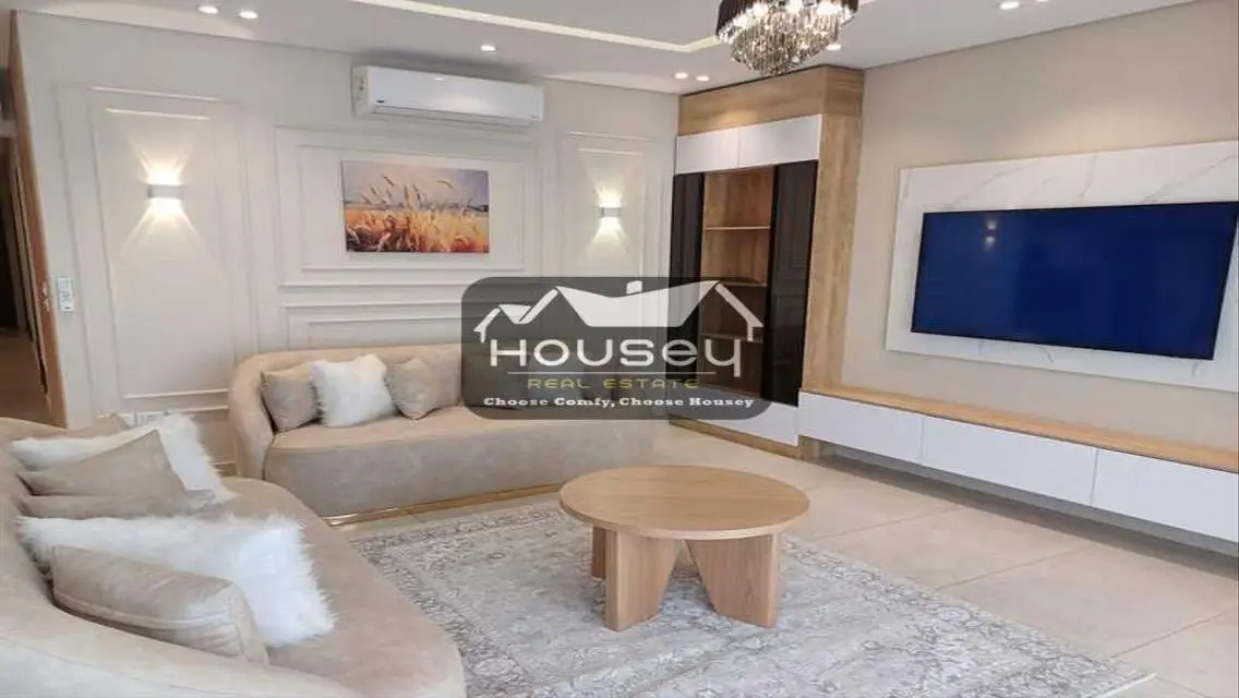 First Residence - New Furnishings - Spacious Area