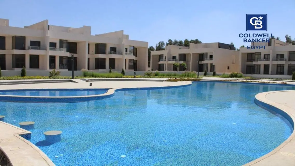 Villa in Sheikh Zayed next to Beverly Over 9 years