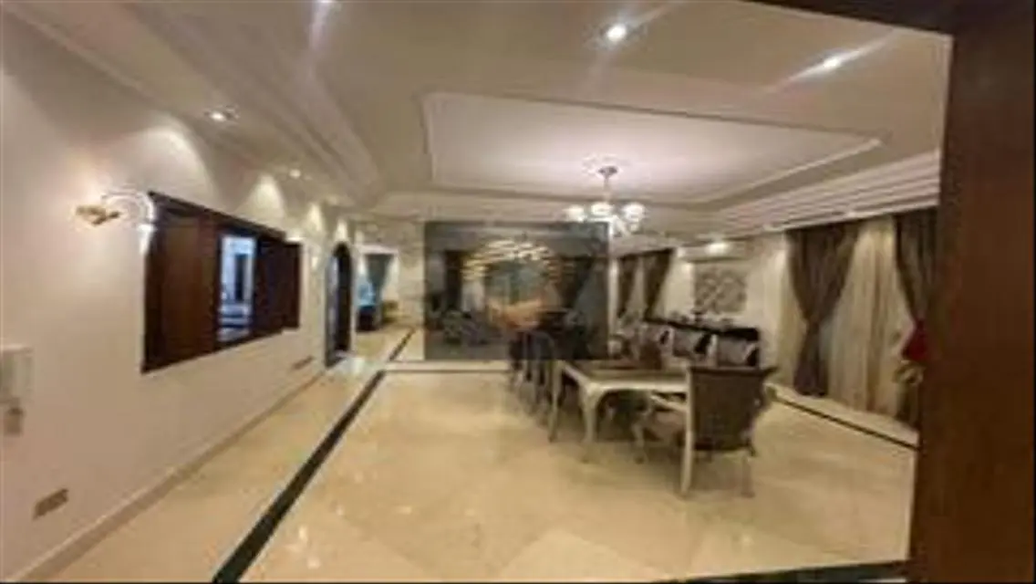 فيلا 5 غرف نوم تشطيب سوبر لوكس فيو وايد جاردن مميز
