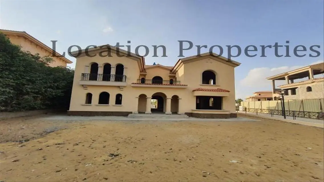 Standalone villa 467m &#34;D &#34;at Madinaty view garden