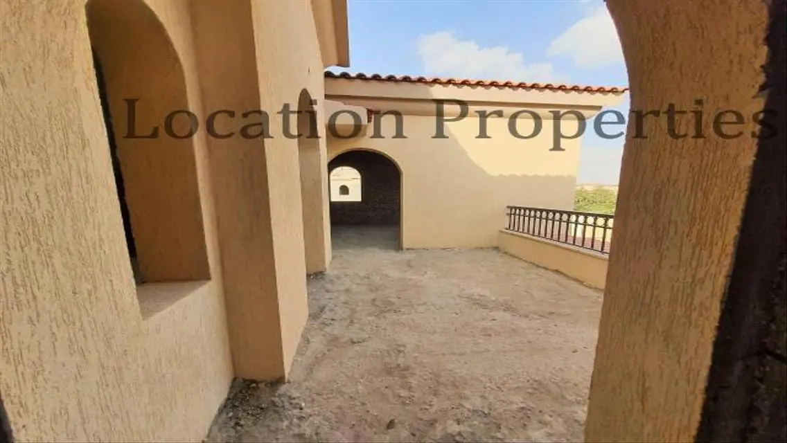 Standalone villa 467m &#34;D &#34;at Madinaty view garden