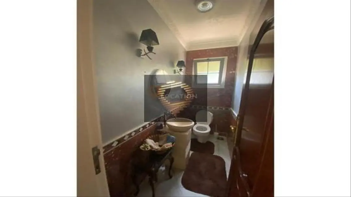 Luxury standalone villa 330m with A/Cs ,Kitchen