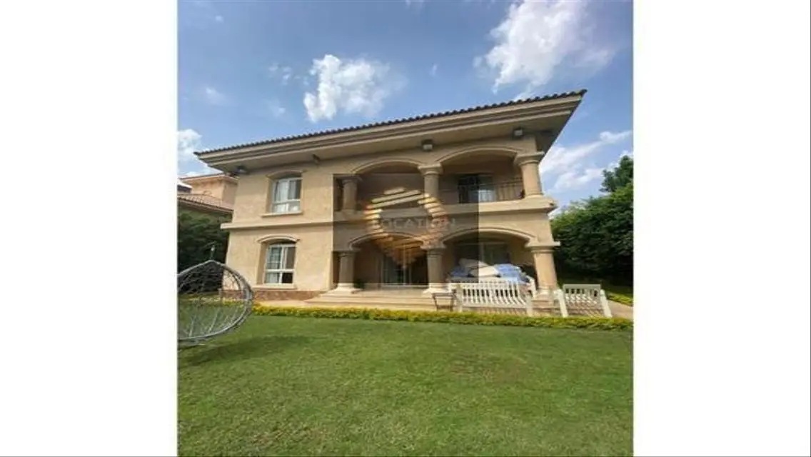 Luxury standalone villa 330m with A/Cs ,Kitchen
