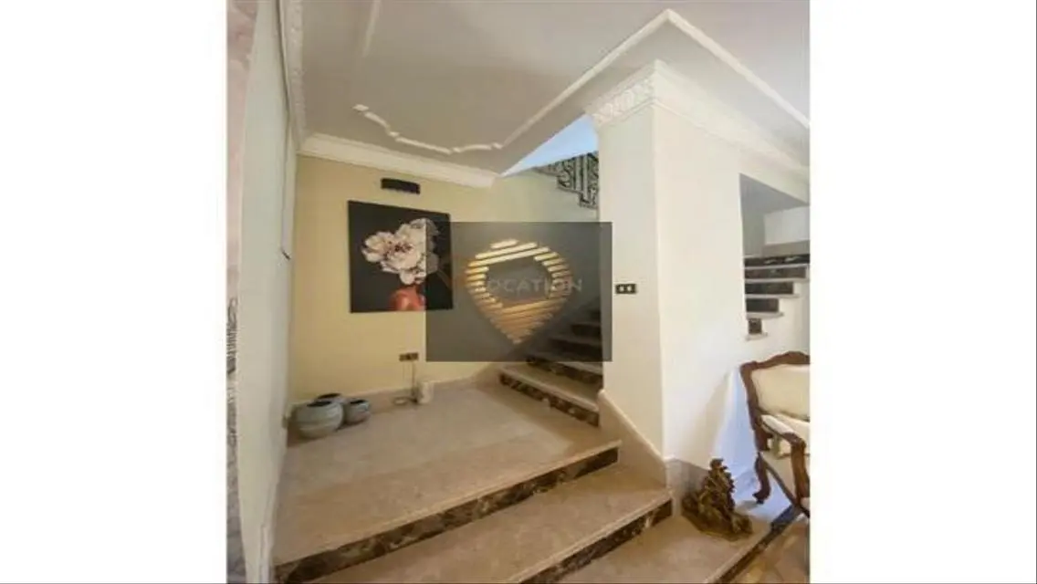 Luxury standalone villa 330m with A/Cs ,Kitchen