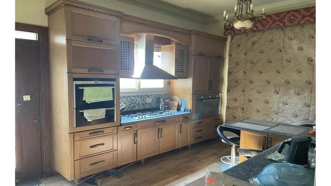 Prime location - overlooking the golf