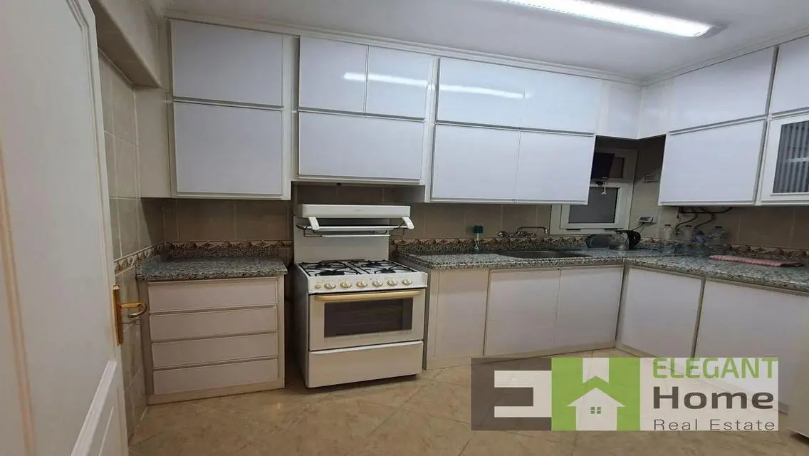 Apartment prime location for rent at Al Rehab