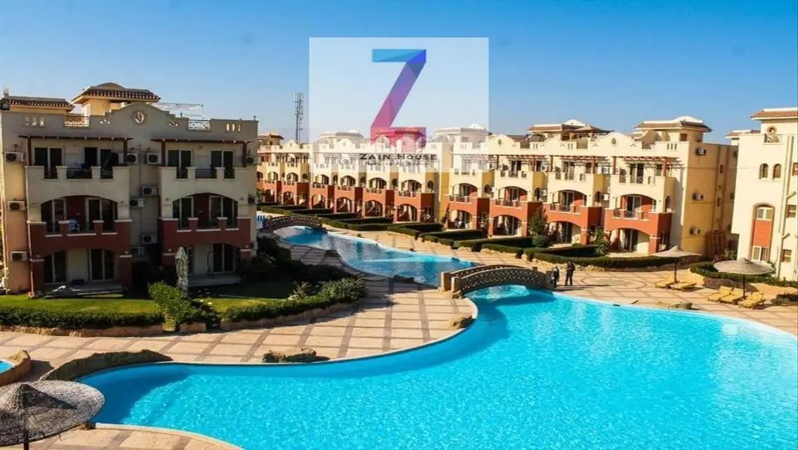 Furnished penthouse with sea view