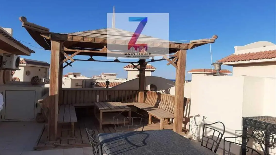 Furnished penthouse 90 meters