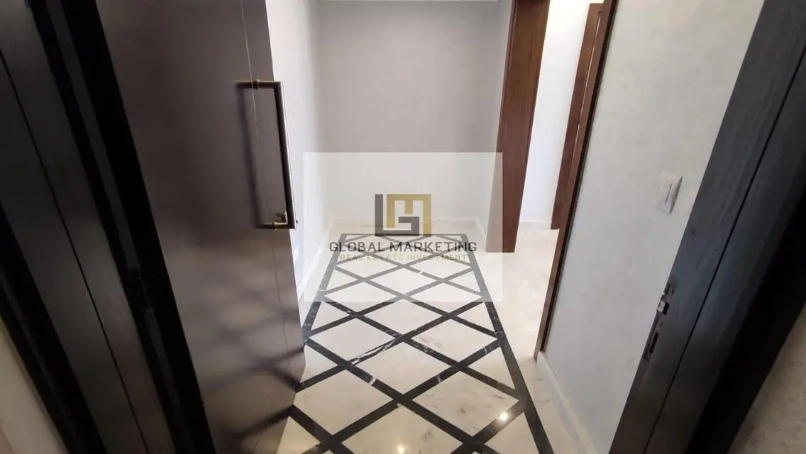 Luxury finished apartment - Eastown Sodic