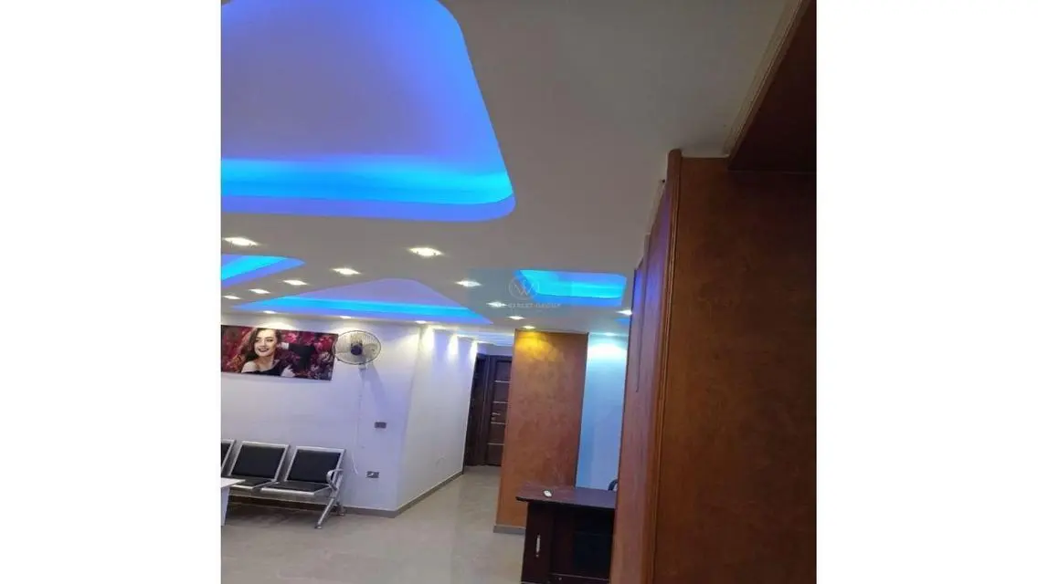شقة فاخرة بمساحة 180 متر للبيع