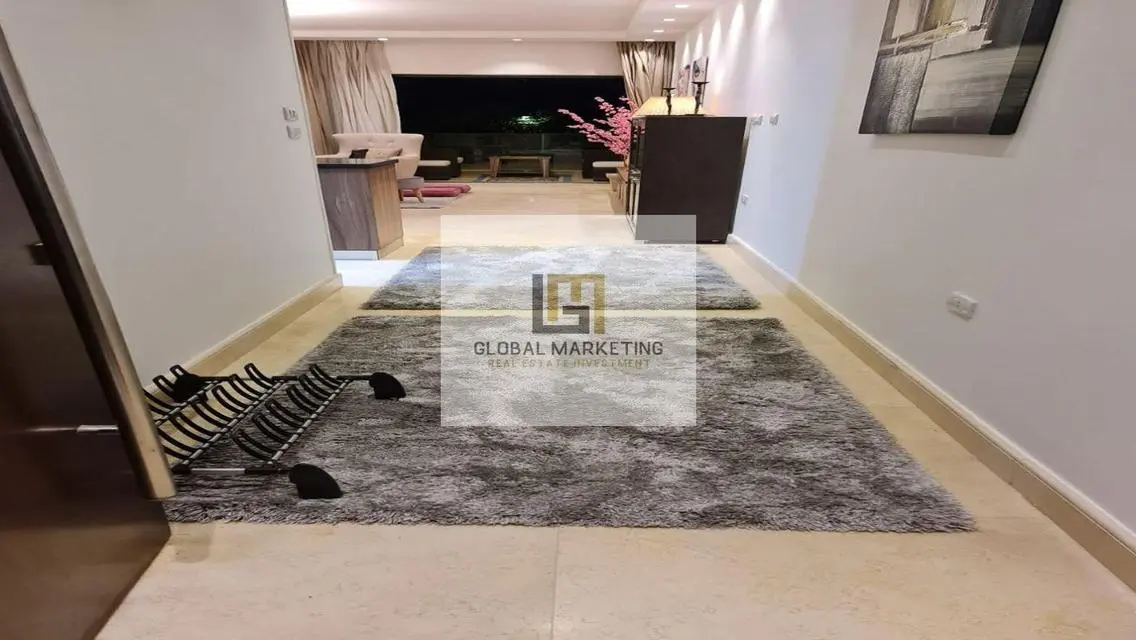 Furnished apartment for rent in Lake View