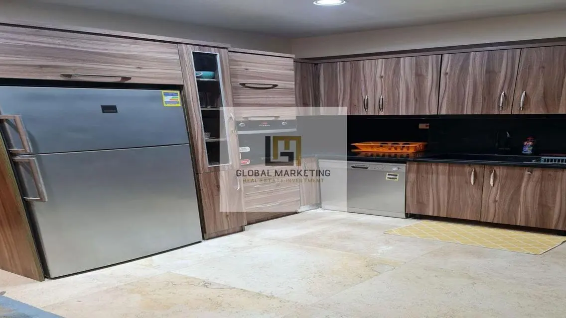 Furnished apartment for rent in Lake View