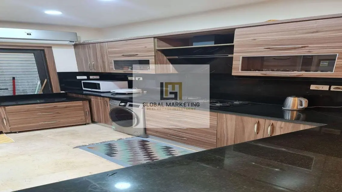 Furnished apartment for rent in Lake View
