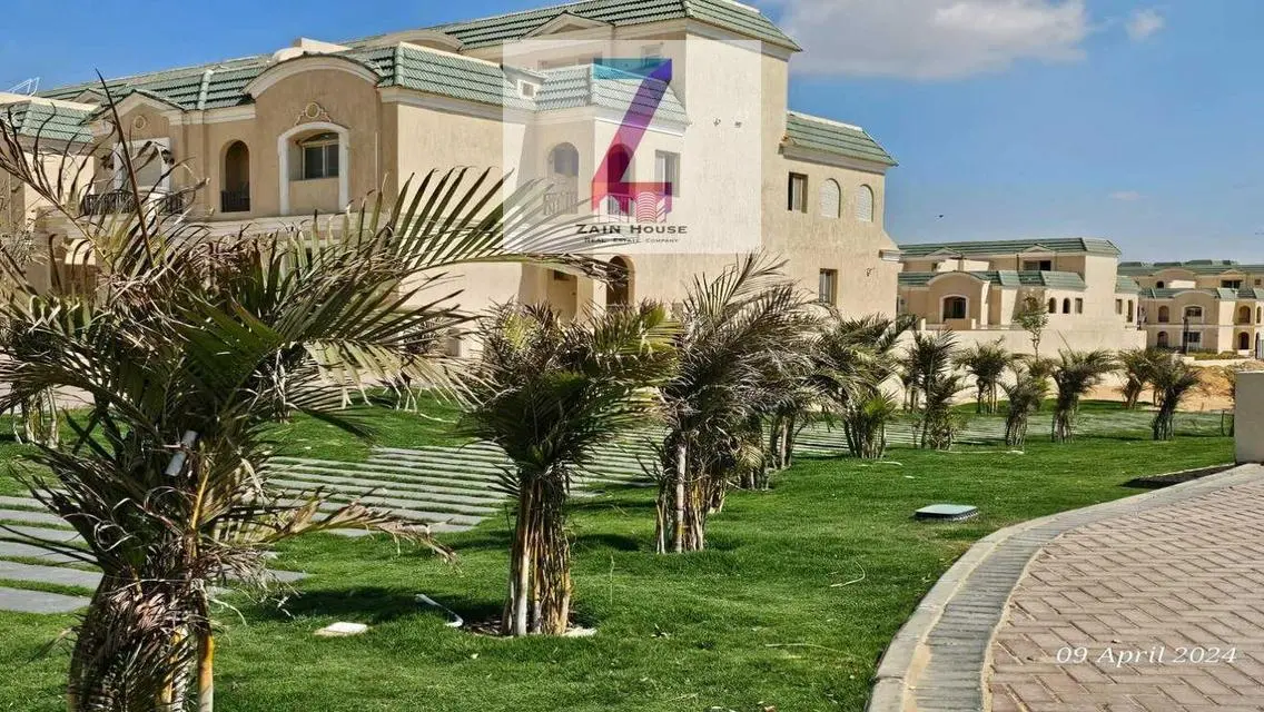 تاون هاوس للبيع في لافينير مستقبل سبتي  السعر مميز