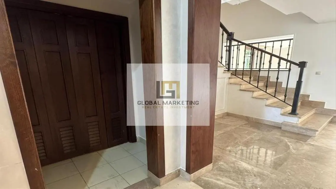 Independent villa with a nice garden in mivida