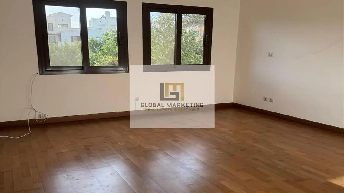 Independent villa with a nice garden in mivida