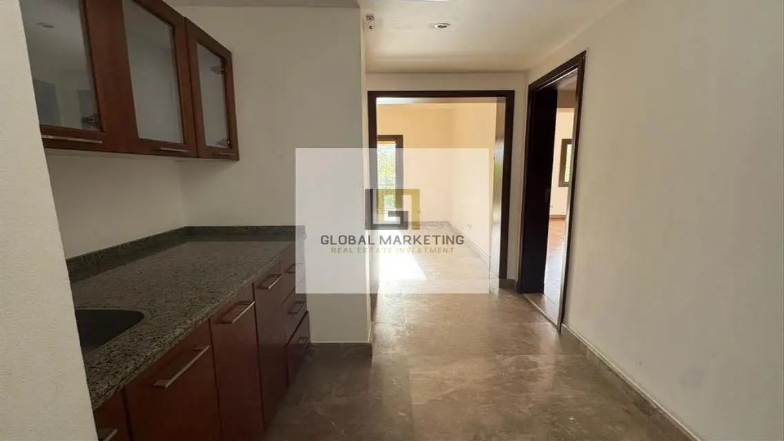 Independent villa with a nice garden in mivida