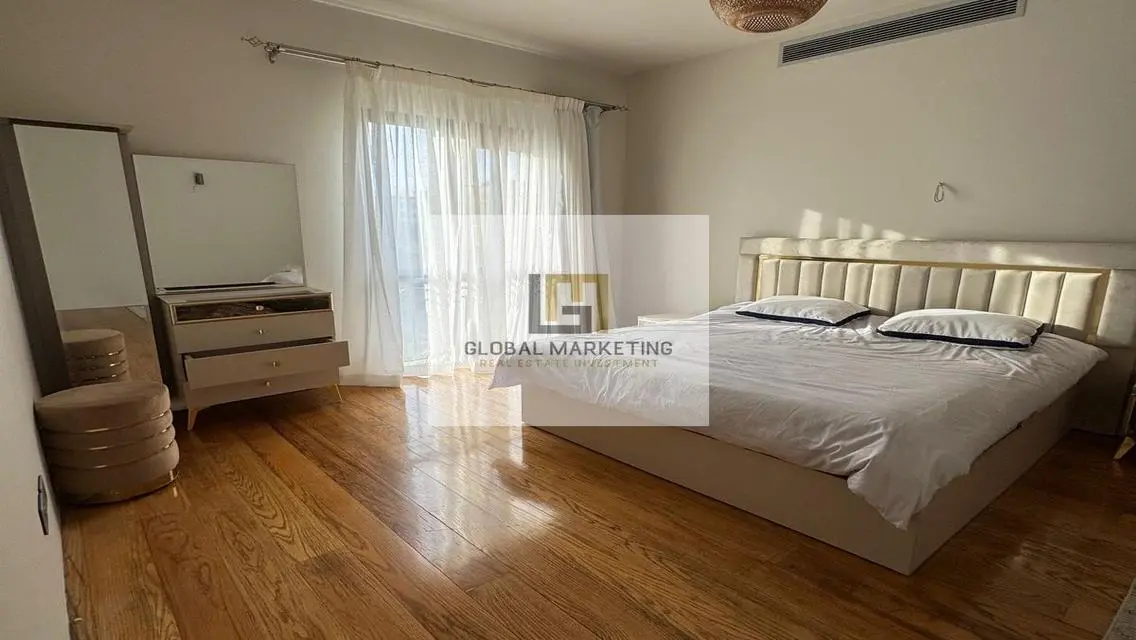 Furnished apartment for rent in Eastown
