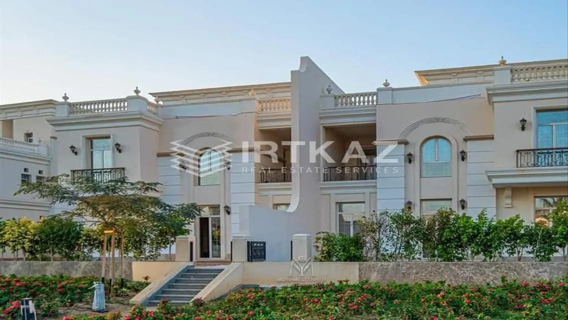 Luxury Apartment with Lake View for Sale