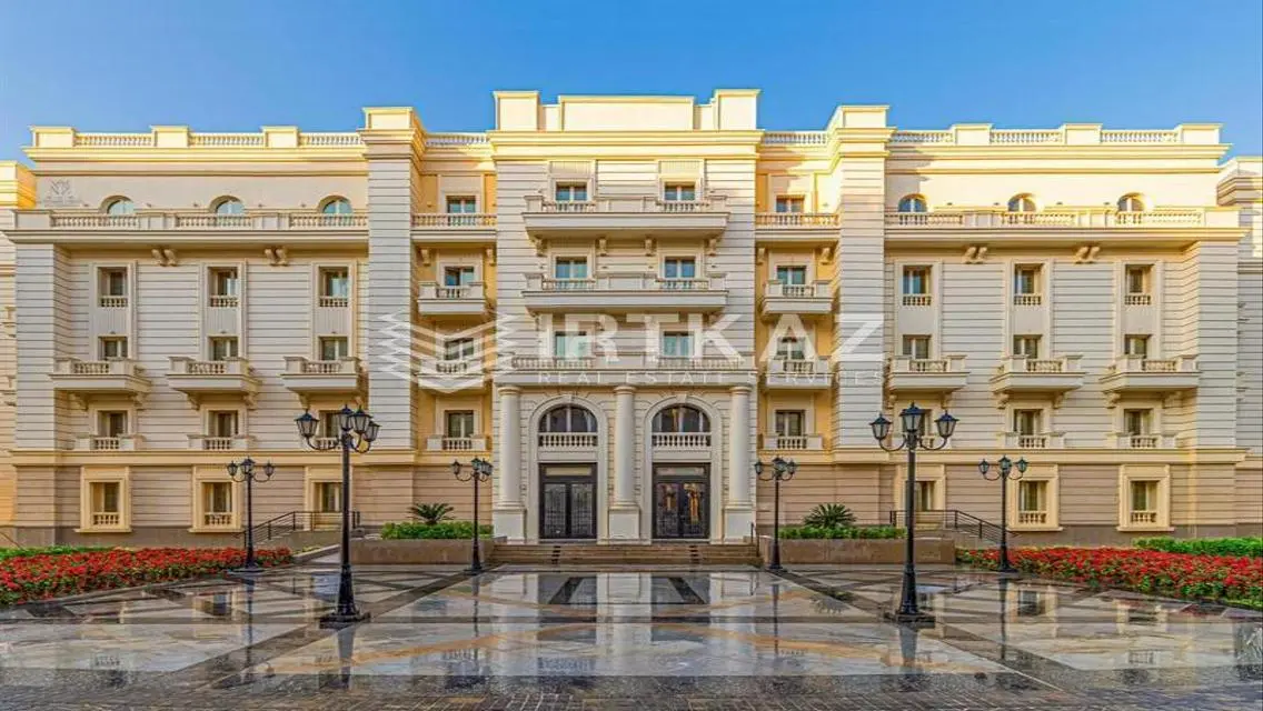 Luxury Apartment with Lake View for Sale