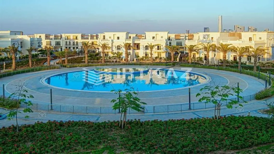 Luxury Apartment with Lake View for Sale