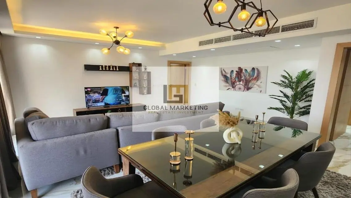 High-end furnished apartment for rent in Eastown