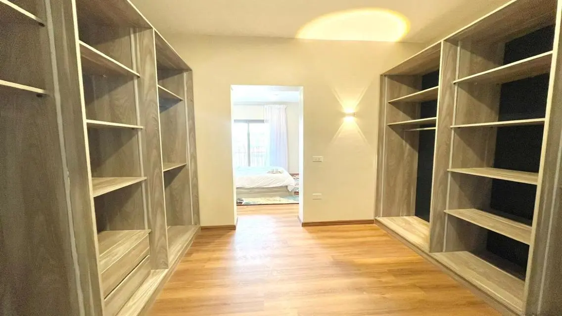Super Lux Duplex Furnished for Rent in Eastown