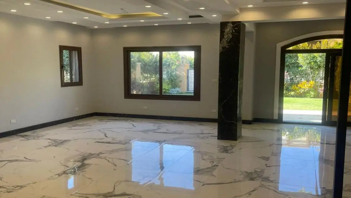 Twin house with acs for rent in Mivida Compound