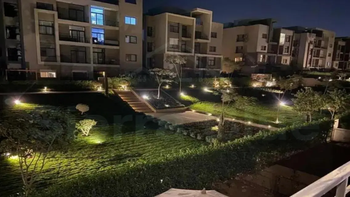 فرصة ذهبية لامتلاك شقة فاخرة في ماراسم فيفث سكوير