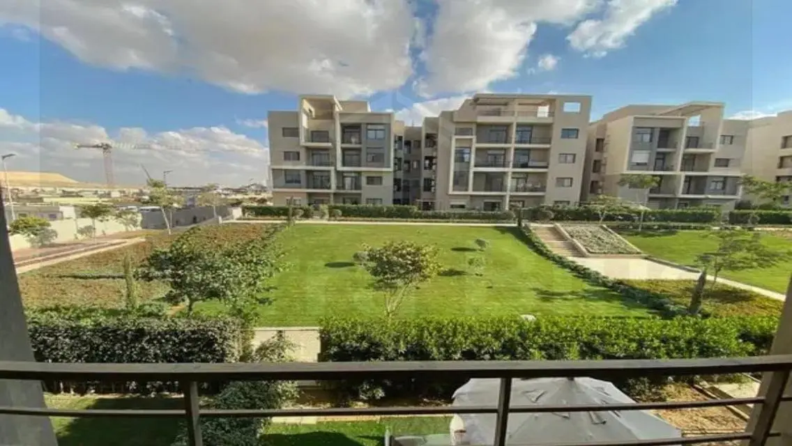 فرصة ذهبية لامتلاك شقة فاخرة في ماراسم فيفث سكوير
