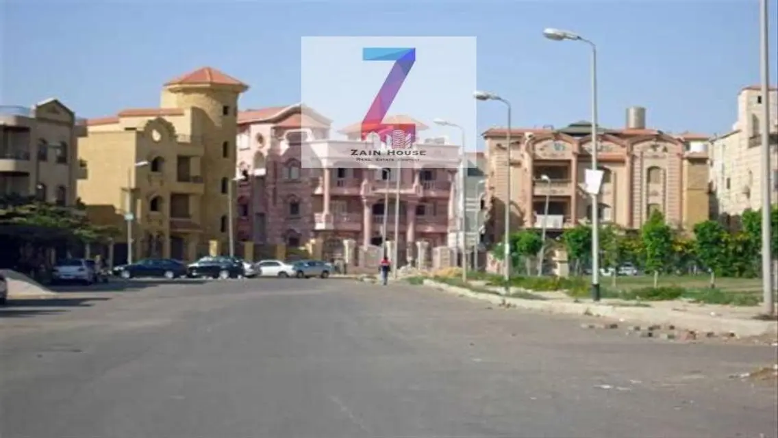 ڤيلا كاملة التجمع الخامس ع شارع رئيسي بالحي الثاني