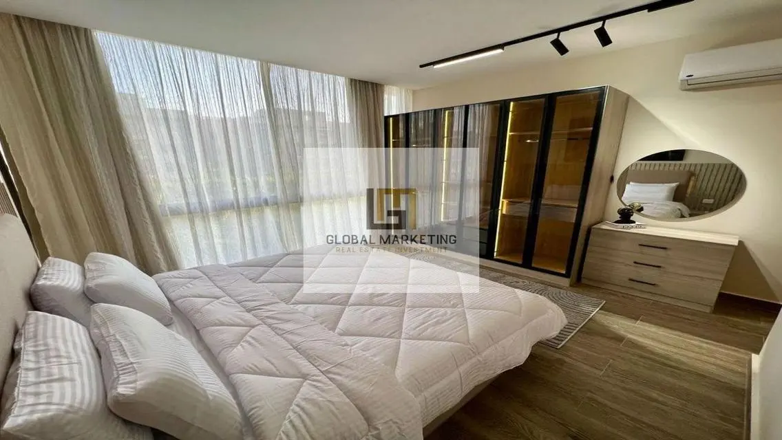 Modern furnished apartment for rent in Lake View